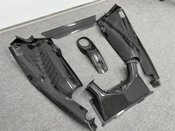 Newest hot sale Engine Compartment Upgrade Dry Carbon Kit For  488GTB - Image 9